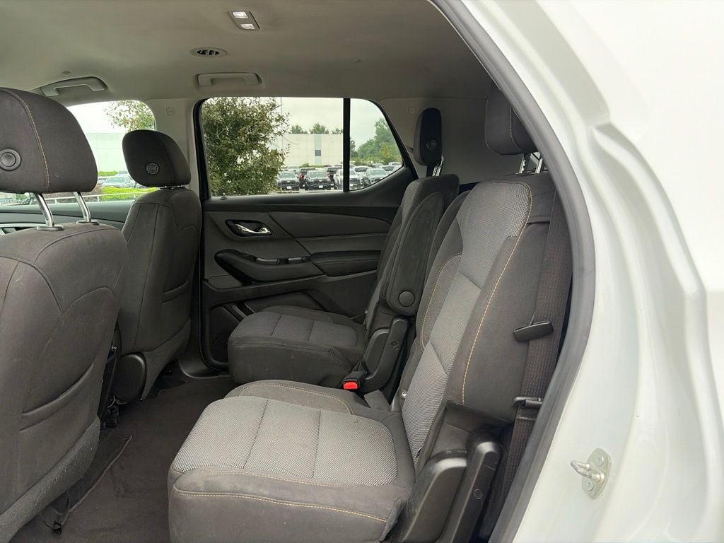 2018 Chevrolet Traverse LT Cloth w/1LT