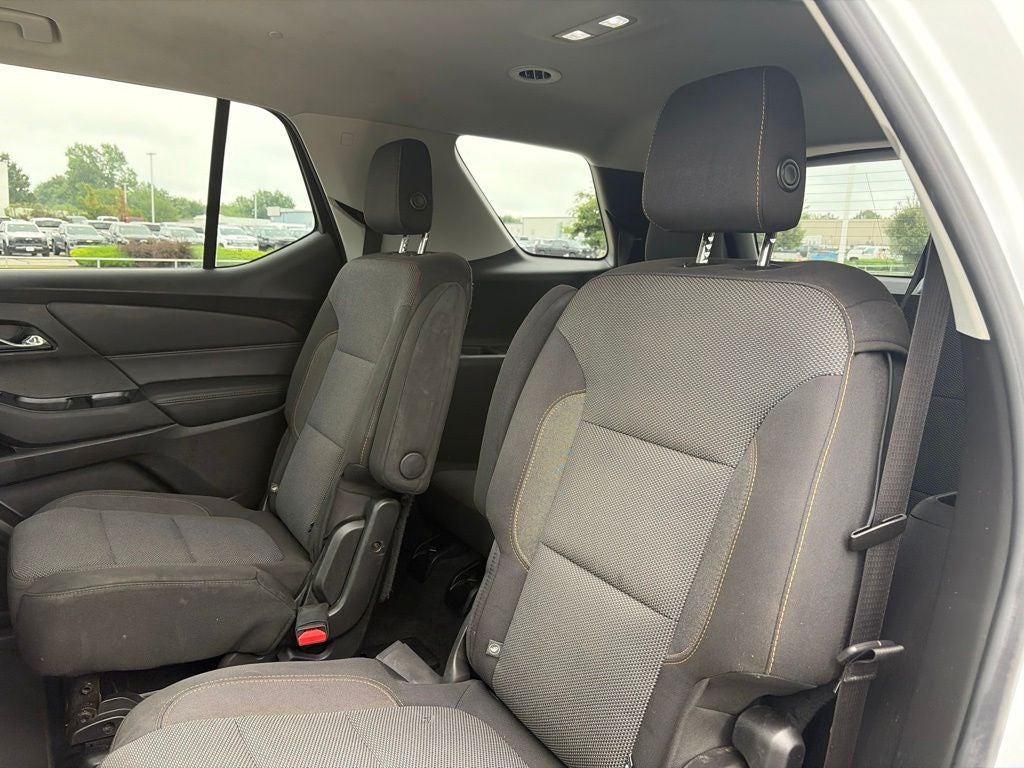 2018 Chevrolet Traverse LT Cloth w/1LT