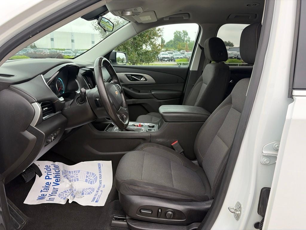 2018 Chevrolet Traverse LT Cloth w/1LT