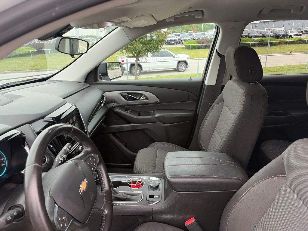 2018 Chevrolet Traverse LT Cloth w/1LT