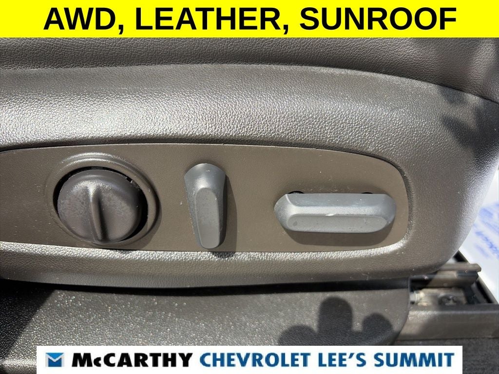 2022 Chevrolet Traverse LT Leather