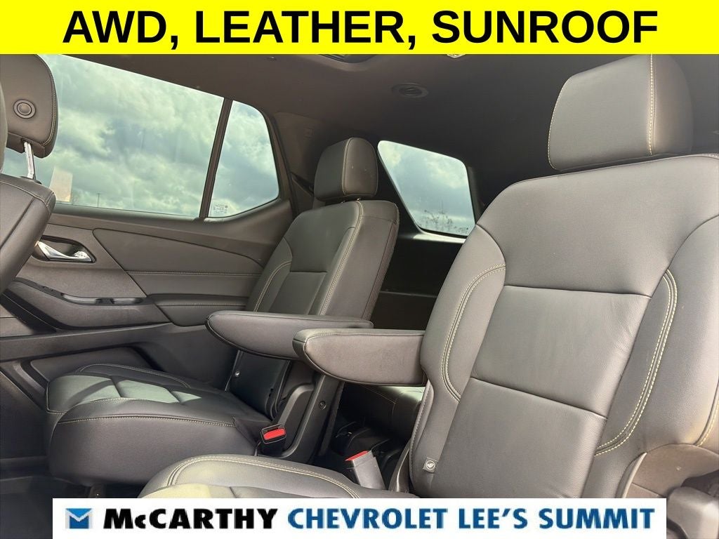 2022 Chevrolet Traverse LT Leather