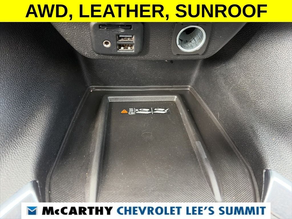 2022 Chevrolet Traverse LT Leather