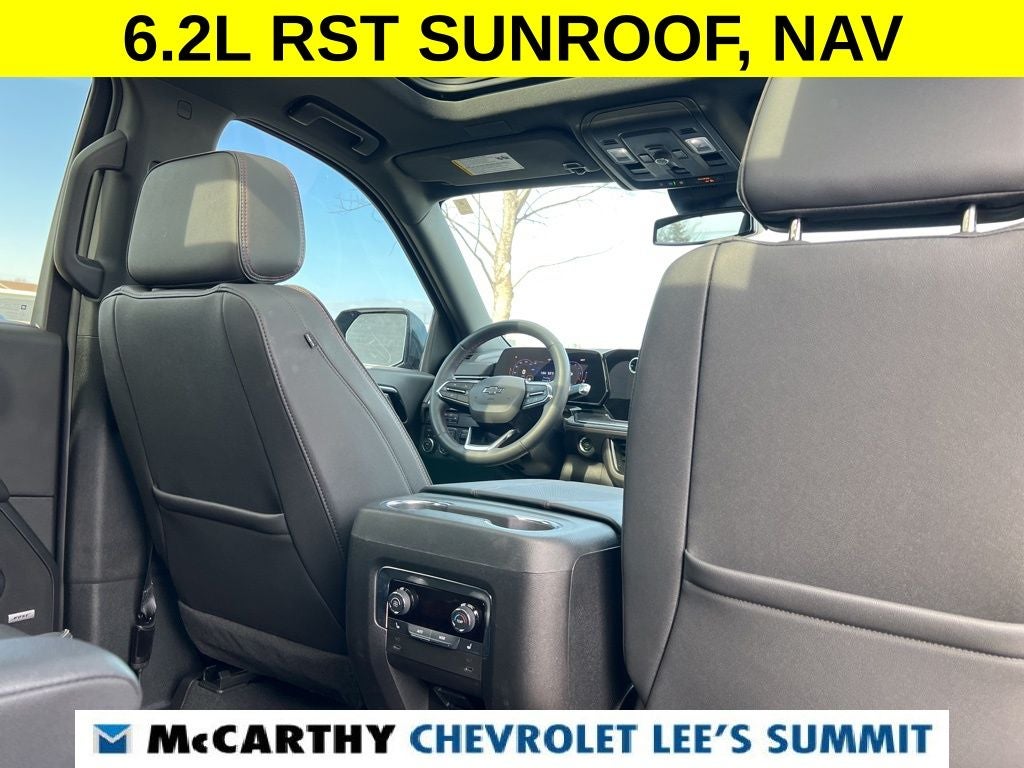 2025 Chevrolet Suburban RST