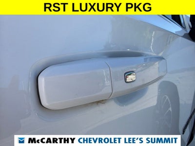 2024 Chevrolet Suburban RST