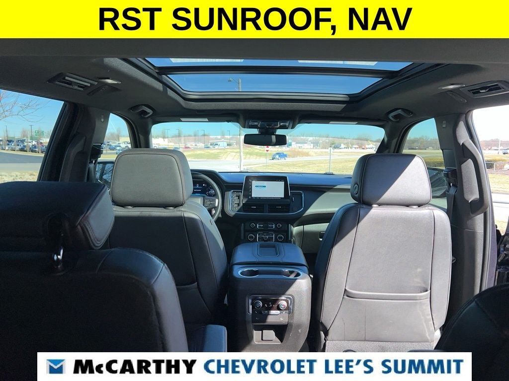 2022 Chevrolet Suburban RST