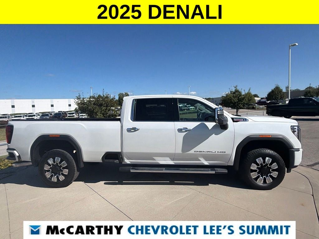 2025 GMC Sierra 3500HD Denali