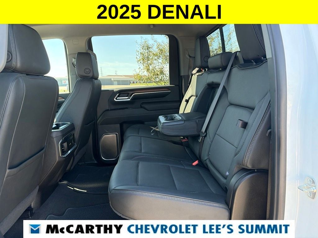 2025 GMC Sierra 3500HD Denali