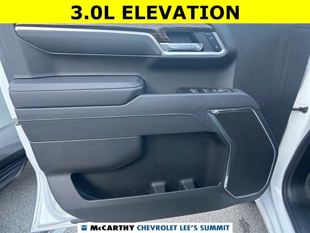 2025 GMC Sierra 1500 Elevation