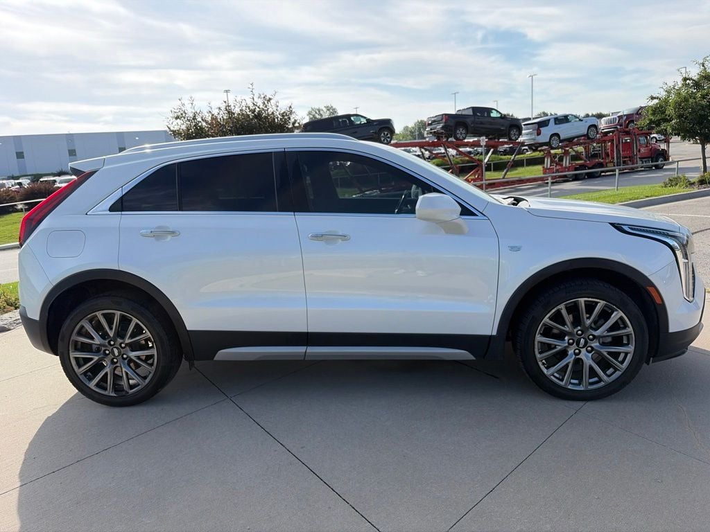 2020 Cadillac XT4 Premium Luxury