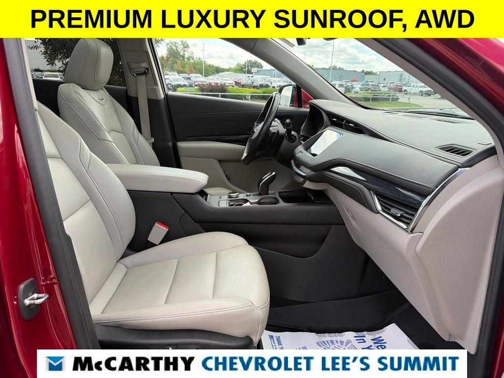2023 Cadillac XT4 Premium Luxury