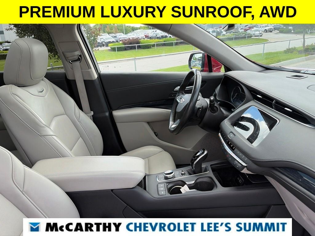 2023 Cadillac XT4 Premium Luxury