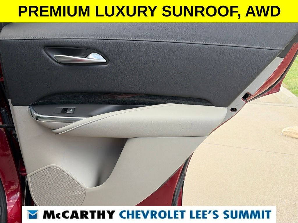 2023 Cadillac XT4 Premium Luxury