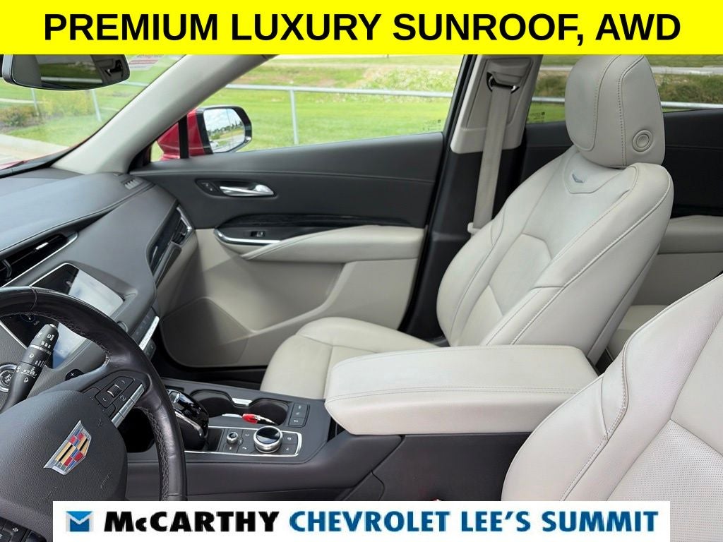 2023 Cadillac XT4 Premium Luxury