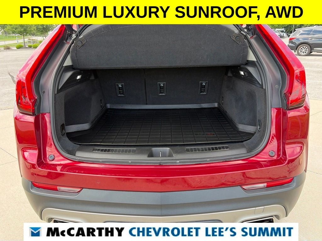 2023 Cadillac XT4 Premium Luxury