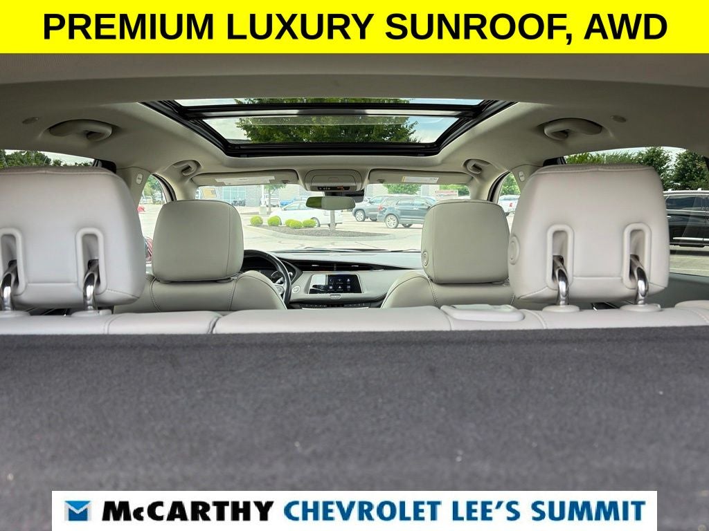 2023 Cadillac XT4 Premium Luxury