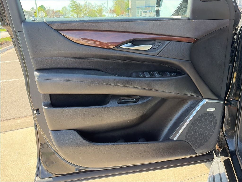 2015 Cadillac Escalade ESV Luxury