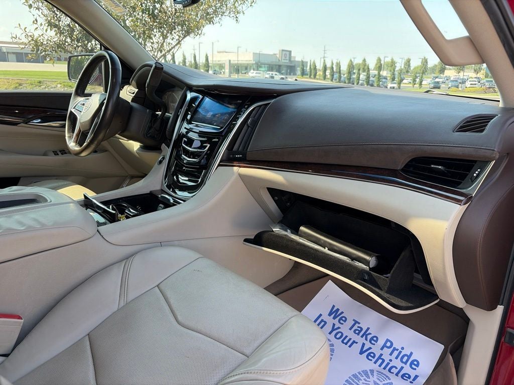 2015 Cadillac Escalade Luxury