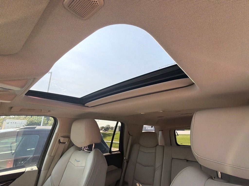 2015 Cadillac Escalade Luxury