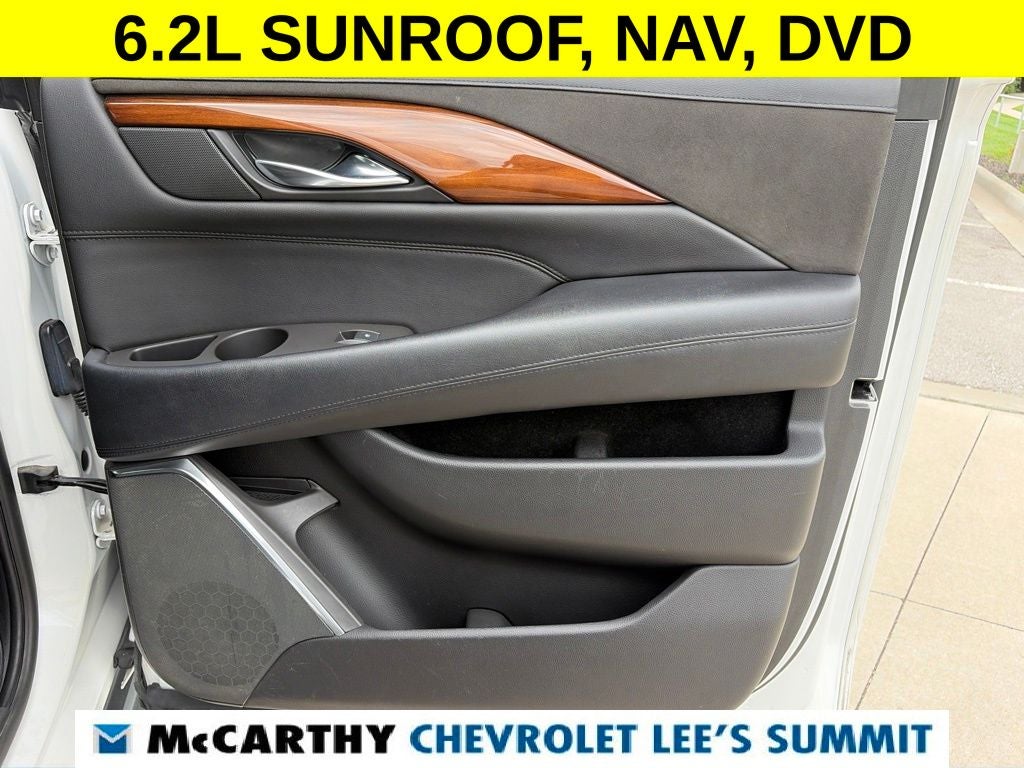 2016 Cadillac Escalade ESV Luxury