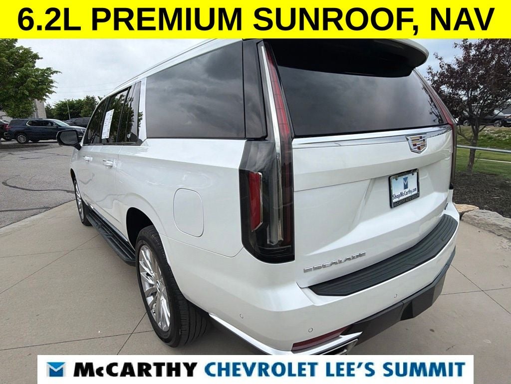 2022 Cadillac Escalade ESV Premium