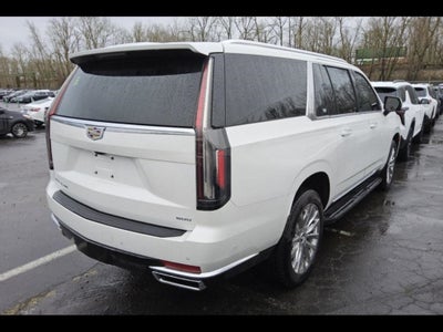 2022 Cadillac Escalade ESV Premium