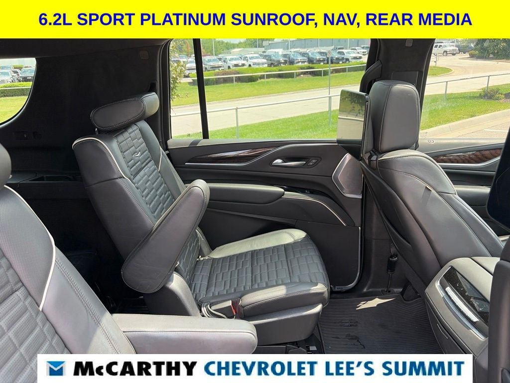 2022 Cadillac Escalade ESV Sport Platinum