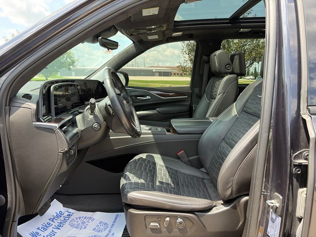 2022 Cadillac Escalade ESV Sport Platinum