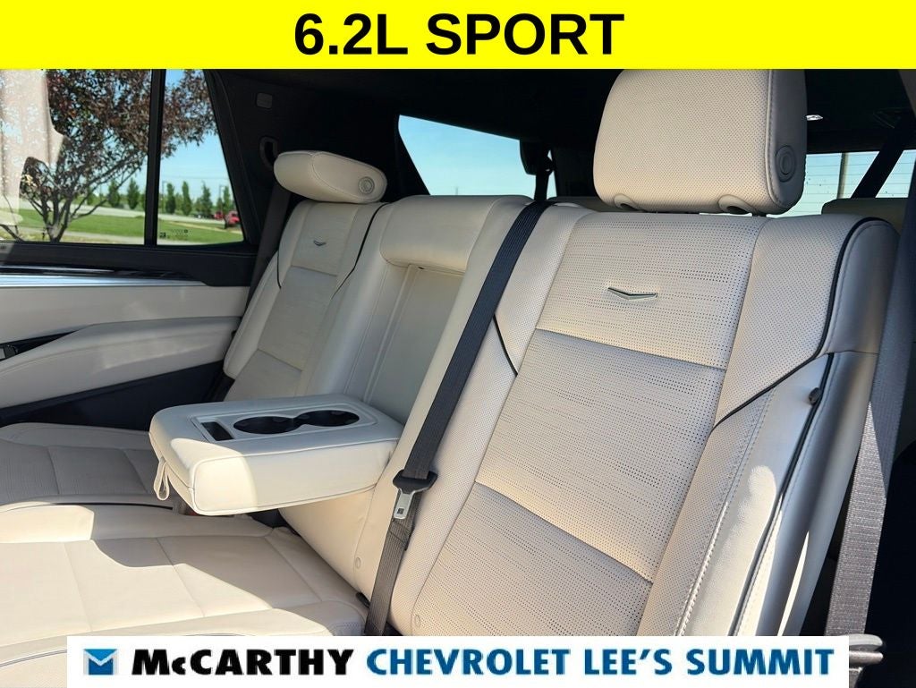 2025 Cadillac Escalade Sport