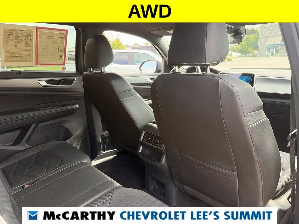 2025 Volkswagen Atlas Cross Sport 2.0T SE w/Technology