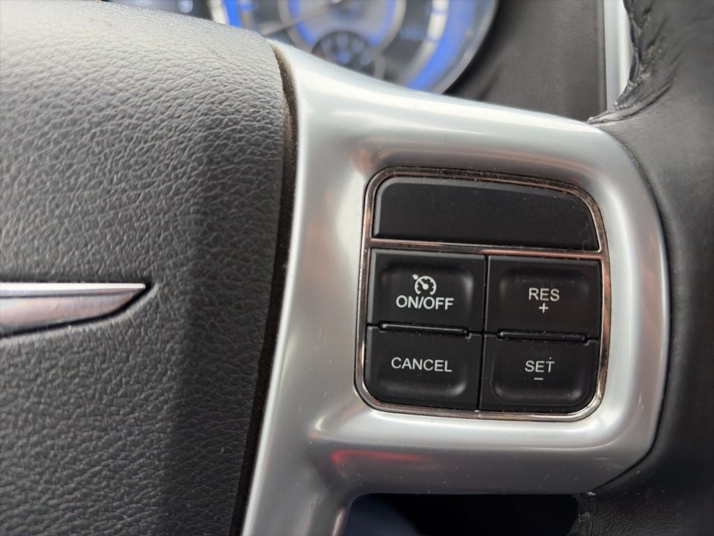 2014 Chrysler 300 Base