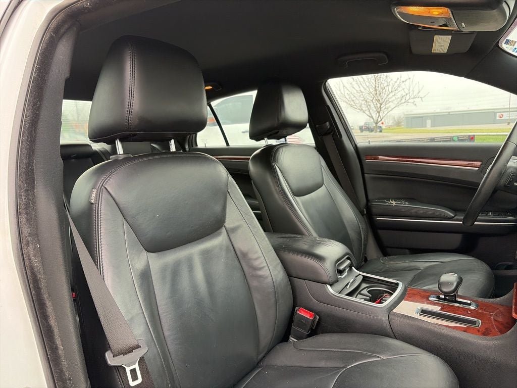 2014 Chrysler 300 Base