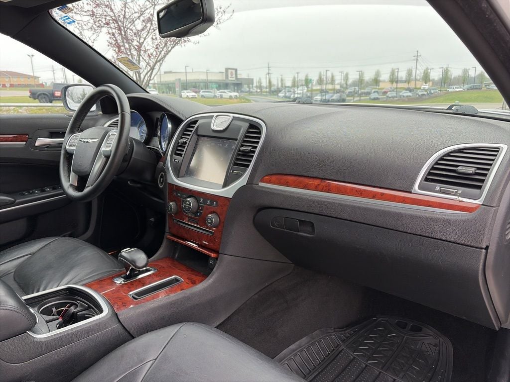 2014 Chrysler 300 Base
