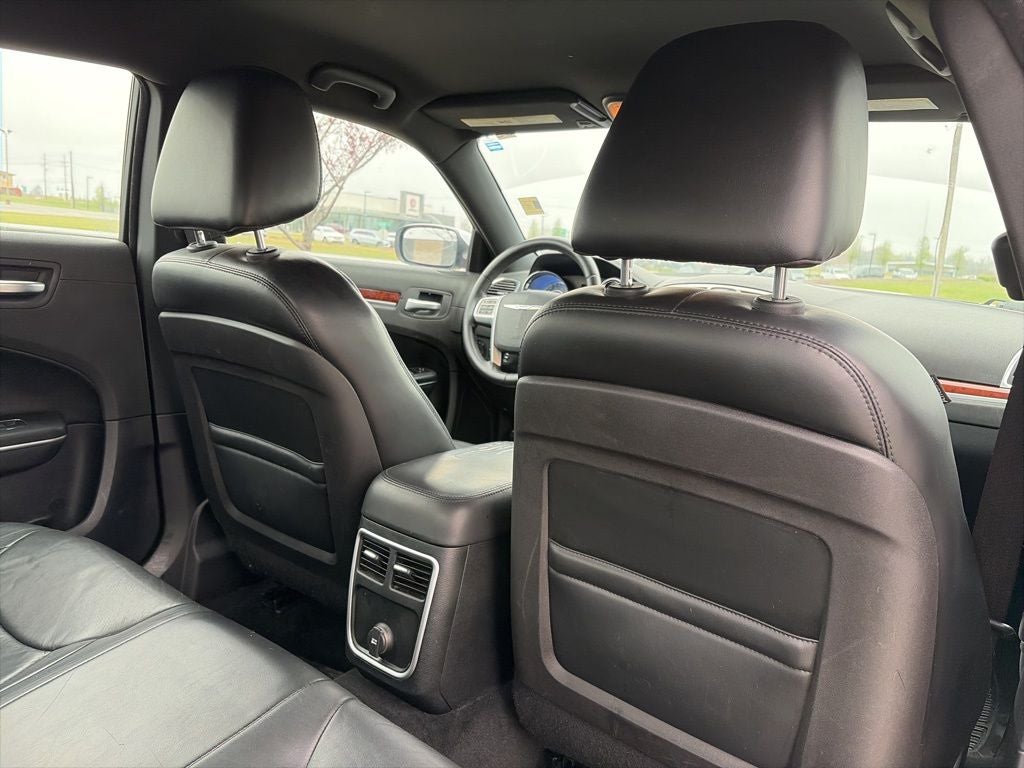 2014 Chrysler 300 Base