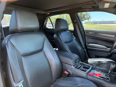 2014 Chrysler 300 C
