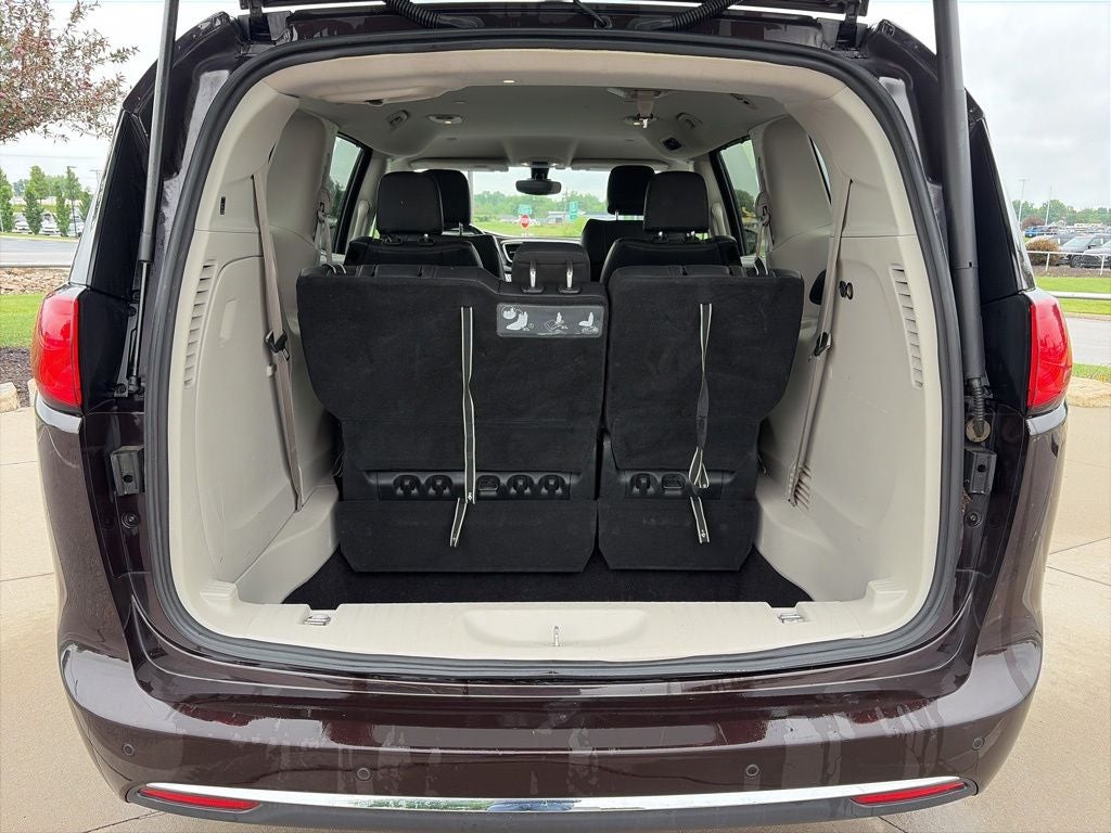 2017 Chrysler Pacifica Touring L