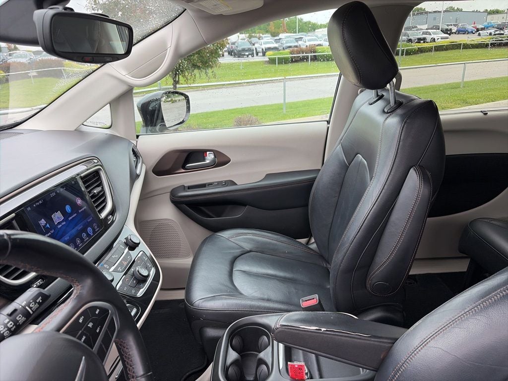 2017 Chrysler Pacifica Touring L