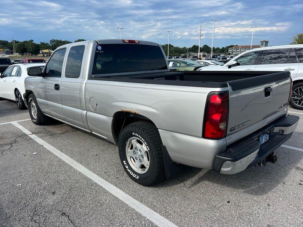 2004 Chevrolet Silverado 1500 LS