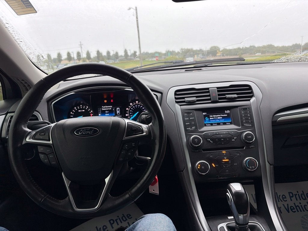 2015 Ford Fusion SE