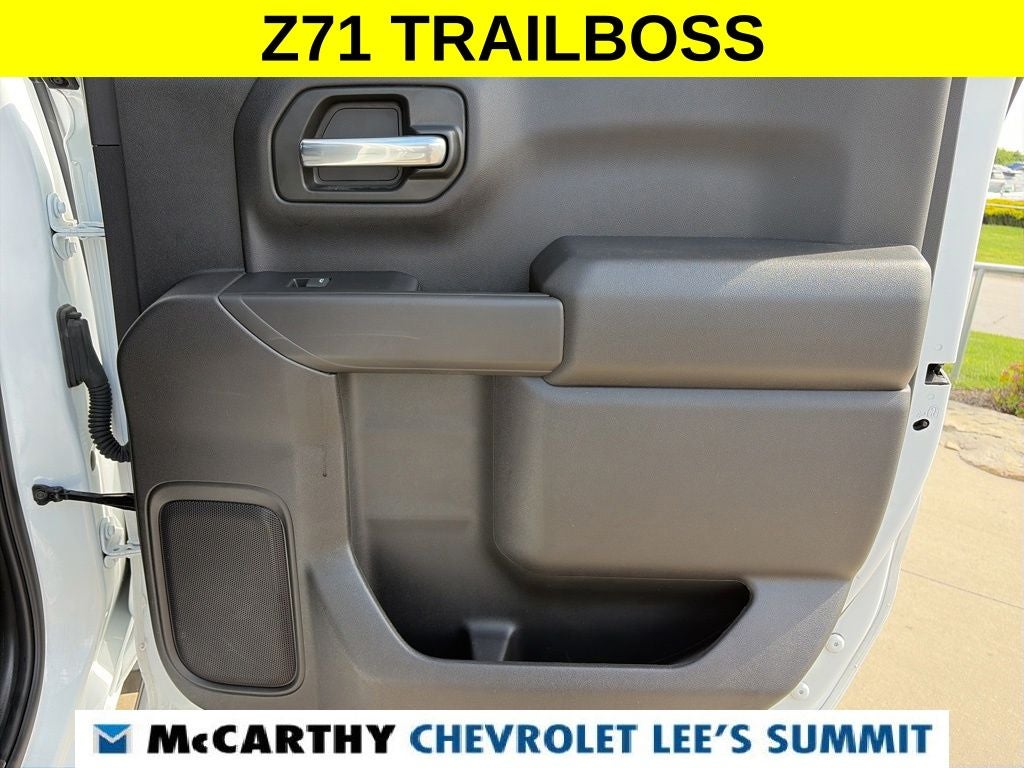 2024 Chevrolet Silverado 1500 Custom Trail Boss