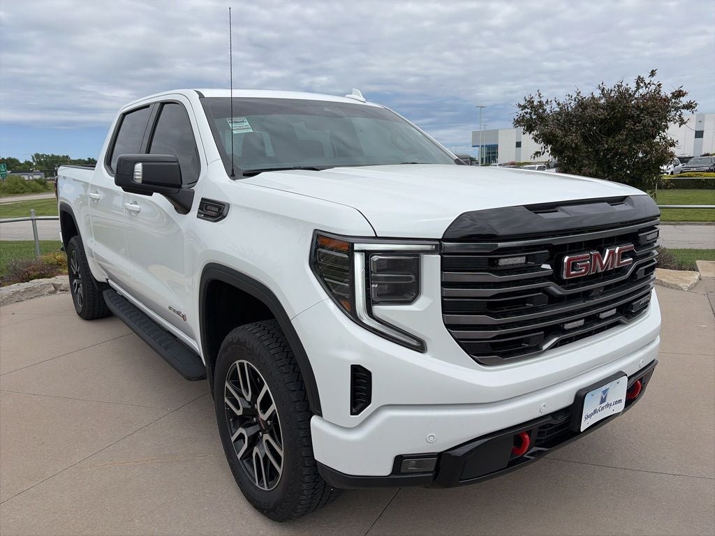 2025 GMC Sierra 1500 AT4