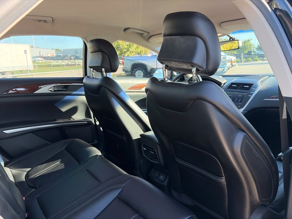 2016 Lincoln MKZ Hybrid Base