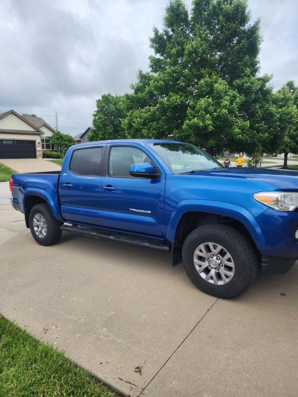 2017 Toyota Tacoma SR5 V6