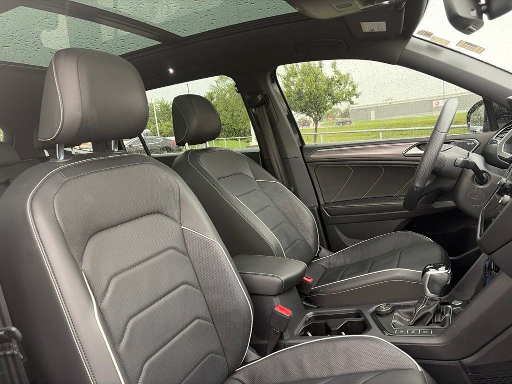 2022 Volkswagen Tiguan 2.0T SEL R-Line