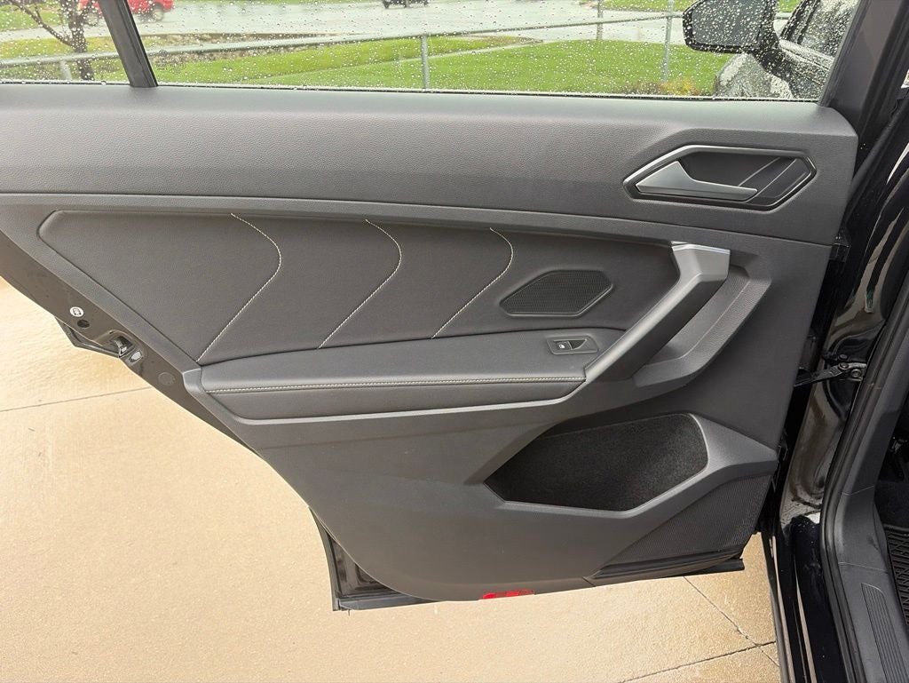 2022 Volkswagen Tiguan 2.0T SEL R-Line