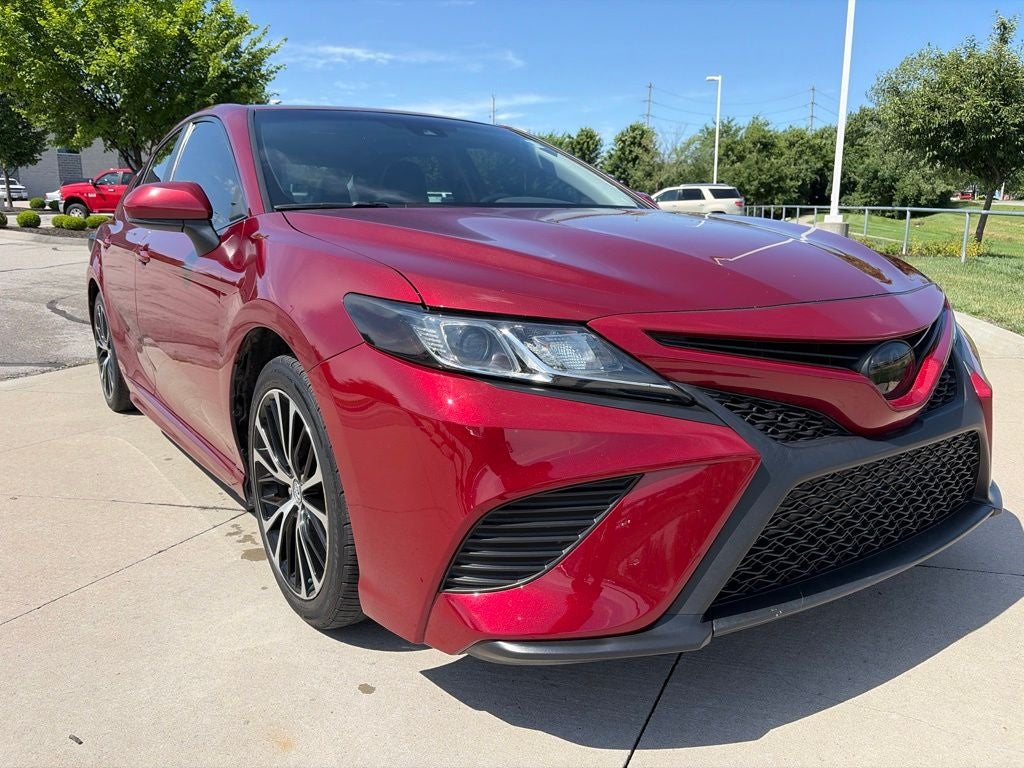 2018 Toyota Camry SE