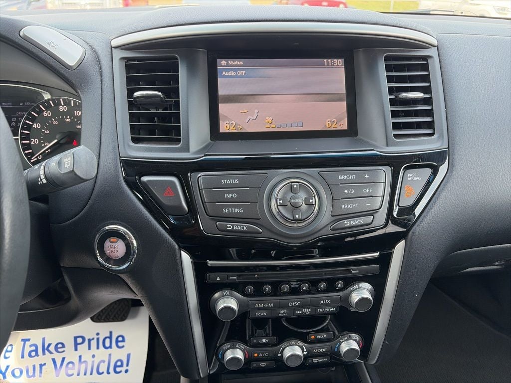 2015 Nissan Pathfinder SV