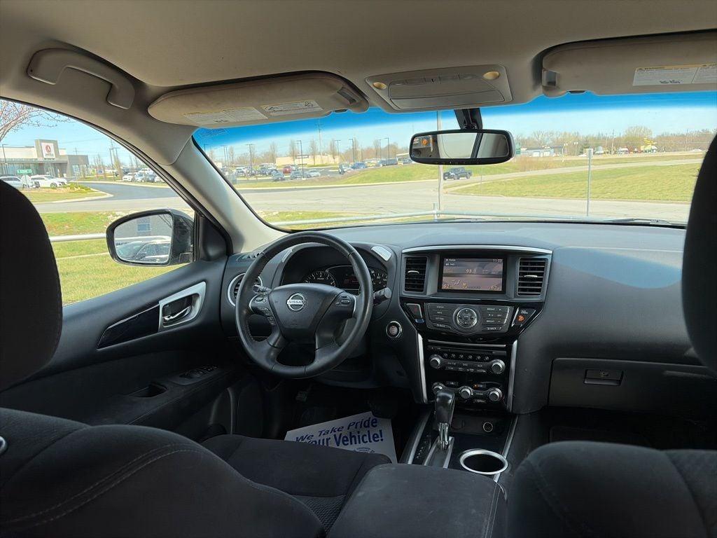 2015 Nissan Pathfinder SV