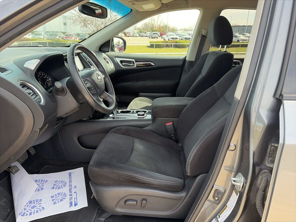 2015 Nissan Pathfinder SV