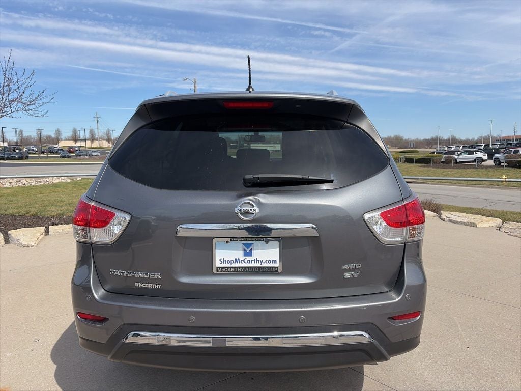 2015 Nissan Pathfinder SV